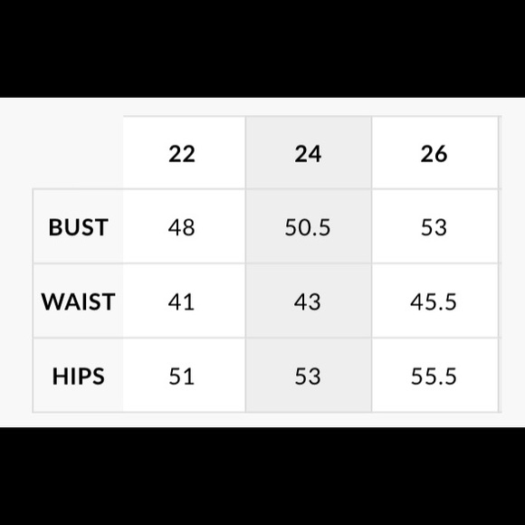 BNWT Boohoo PLUS WRAP CHIFFON SPLIT SLEEVE BODYSUIT - Picture 5 of 5